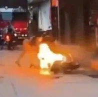 Antioquia hoy: una mujer le quemó la moto a su esposo por ser infiel 