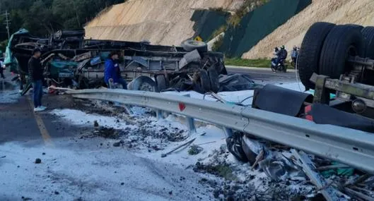 Videos del accidente entre tractocamiones en la vía Bogotá–Girardot: cómo fue