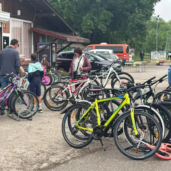 Dan opción para amantes del ciclismo con negocio: pueden vender su bicicleta seminueva a buen precio en Velominata, plataforma para comercializarlas. 