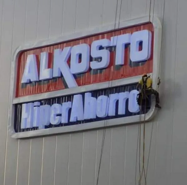 Alkosto sigue con descuentos del 40, 50 y hasta 60 % en Colombia: hay celulares, televisores y más. Además, hay envíos gratis de domicilios. 