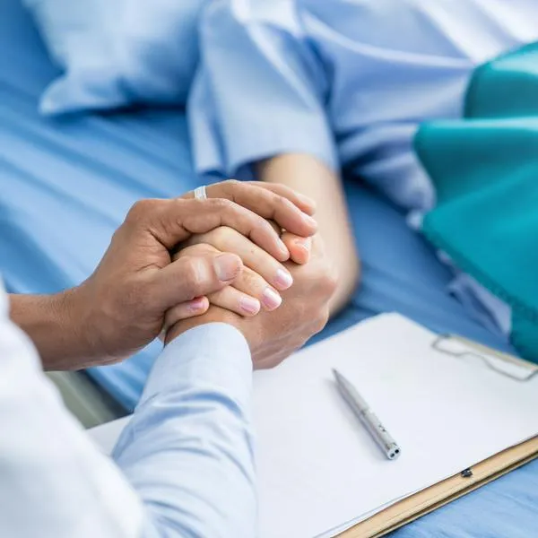 SOS EPS tiene lío en Colombia y SIC la sancionó por historia médica de paciente