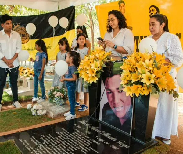 20 años sin Kaleth Morales: familiares y seguidores visitaron su tumba