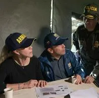 Alejandro Eder, alcalde de Cali, y Dilian Francisca Toro, gobernadora del Valle, estarían en riesgo de sufrir un atentado, según Semana.