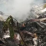 Avioneta se accidentó en Vaupés hoy: videos de cómo quedó al prenderse fuego