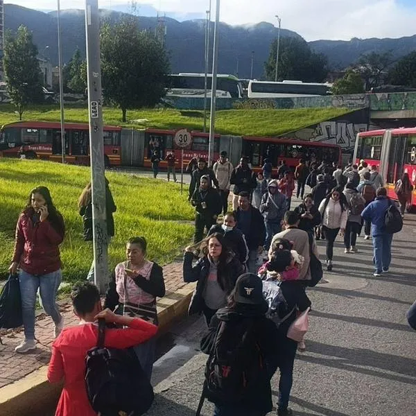 Impactantes videos de Bogotá colapsada por un Transmilenio hoy agosto 25