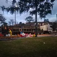 Accidente de camión paraliza occidente de Bogotá: hubo peligroso derrame