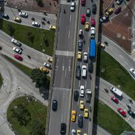 Puente vehicular en Bogotá, en nota sobre los que demolerán