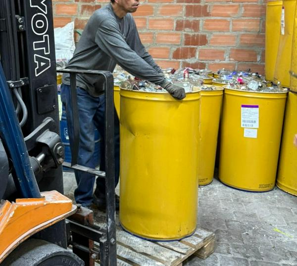 Novedoso modelo de reciclaje transforma comunidades, protege marcas y lucha por la equidad social