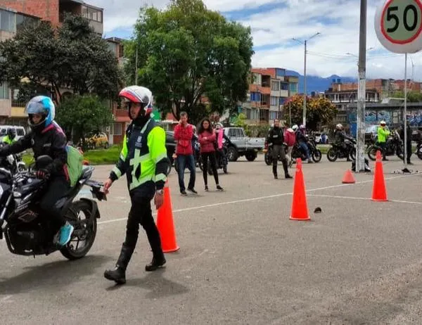 Curso gratis de conducción para mujeres motociclistas: sábado 30 de agosto 