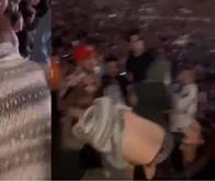 Hombre golpeó a una mujer tras derramarle una bebida en pleno concierto: así fue el momento