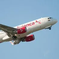 Foto de Avianca, en nota de por qué Avianca cambió uniformes y fotos de cómo son, tras 106 años de historia