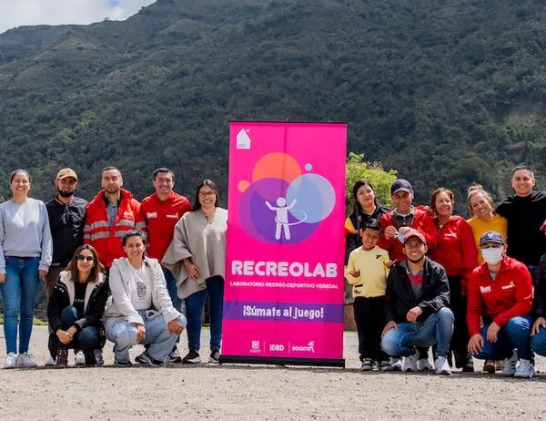 Bogotá impulsa la creatividad barrial con Recreolab en Santa Fe 