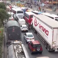 Autopista Sur hoy cerrada en Bogotá: videos evidencian caos en esa zona