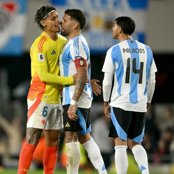 Fifa sancionó a Argentina por los hinchas en partido contra Selección Colombia