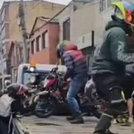 Desmanes durante un operativo policial en Ricaurte, Bogotá