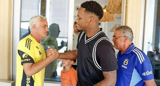 Fenerbahce, de Jhon Jáder Durán, despidió al entrenador José Mourinho; por qué