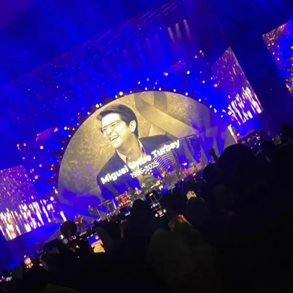 Concierto de Silvestre Dangond: homenaje a Miguel Uribe Turbay y fuera Petro