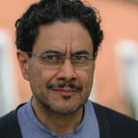 Iván Cepeda  niega que precandidatura presidencial sea por juicio a Uribe