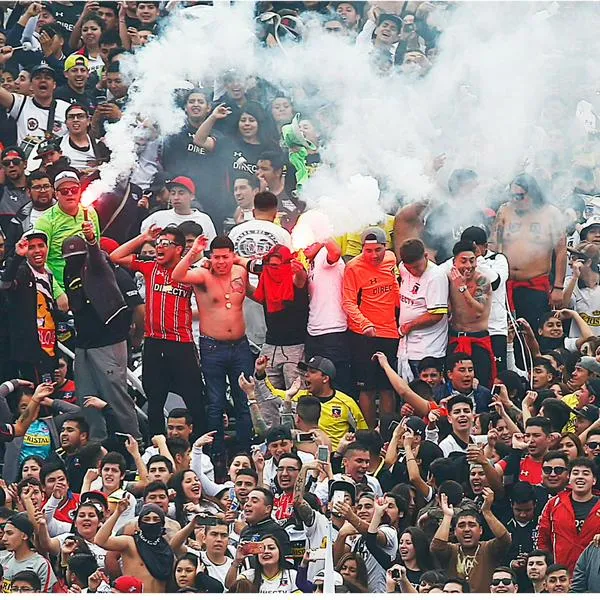 Chile hoy: murió hincha que cayó del techo del estadio en Colo-Colo-U. de Chile