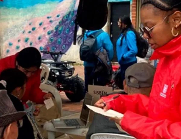En Bogotá los servicios del Sisbén están cada vez más cerca de la gente ¡Te contamos! 