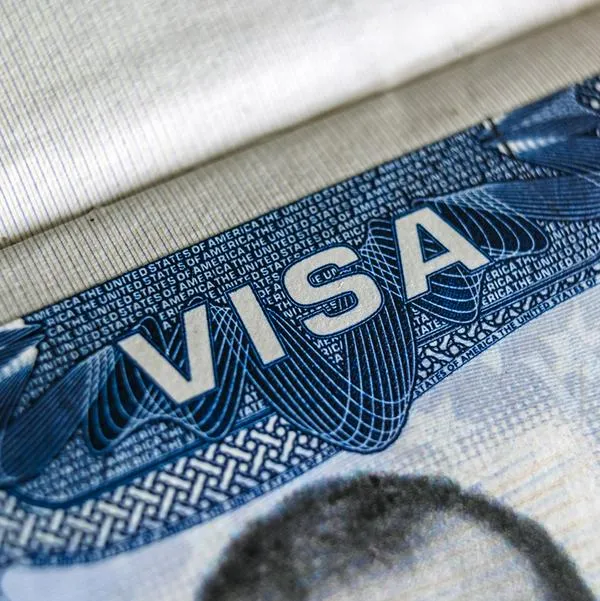 Alertan a quienes iban a Estados Unidos: habrá cambio con visas por edad