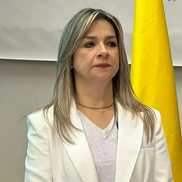 Vicky Dávila dice si extraditaría a Gustavo Petro en caso de ser presidenta