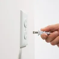Cómo tener más enchufes en la casa sin tener que hacer remodelaciones caras