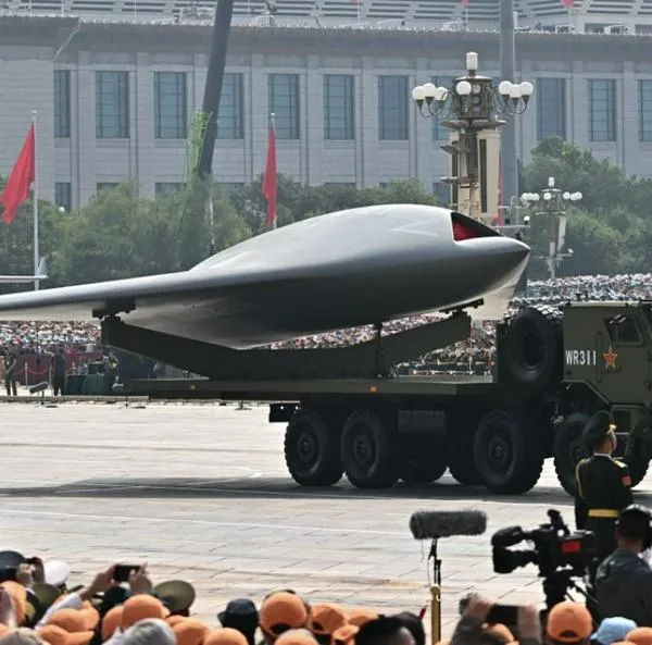China: desfile militar dejó ver misil DF-5C y todo el poderío de armas que tiene