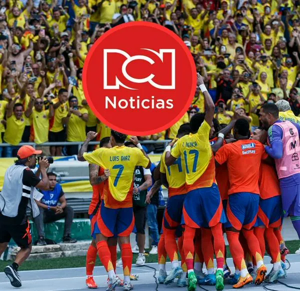 "A gritar con fuerza": periodista de Noticias RCN pide a hinchas de Colombia protestar contra Petro por su reforma tributaria que presentó en el Congreso.