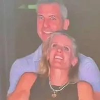 Mujer del escándalo de Coldplay se separó de su esposo luego de infidelidad