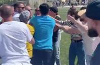 ¿Su hijo juega fútbol? Esto es lo que nunca debe hacer en la tribuna