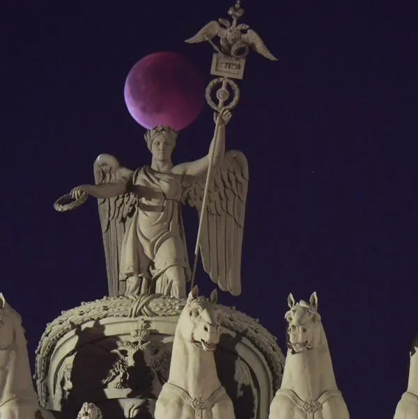 Eclipse total lunar: fotos de cómo se vio el fenómeno astronómico en 2025