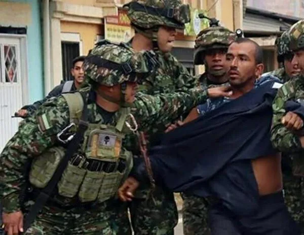 El Ejército de Colombia anuncia la liberación de 27 de los 72 soldados retenidos en el Cauca