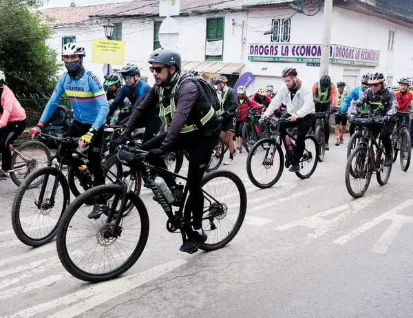 Bogotá impulsó el deporte y el ecoturismo con la Travesía MTB en el páramo de Sumapaz 