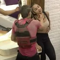 'Rata' le robó un beso a Deisy en el 'Desafío' 2025 y ella le reclamó