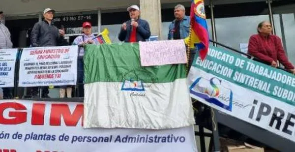 Se levanta paro de administrativos de la educación, acuerdo con el Gobierno nacional; reabren el Ministerio