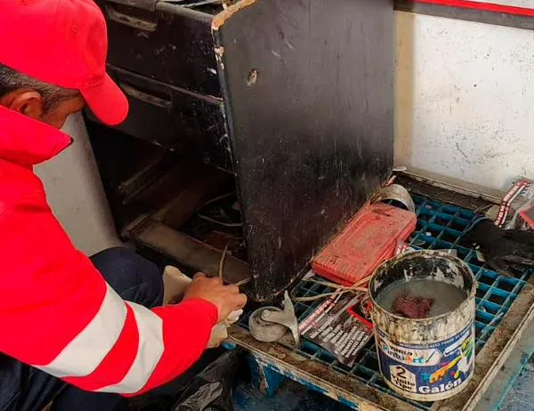 Suspendido montallantas en Fontibón que estaría vinculado con los ‘pinchallantas’ de Bogotá 