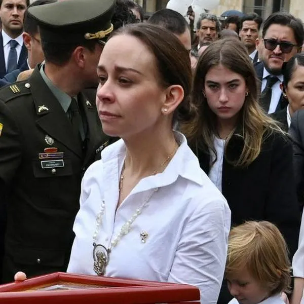 María Claudia Tarazona, esposa de Miguel Uribe Turbay, comparó asesinato de Charlie Kirk con el del senador del Centro Democrático.