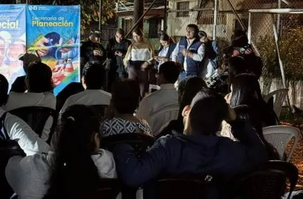 Caldas: alcalde se acerca más a comunidades, ofertan 100 opciones de empleo, convenio por damnificados
