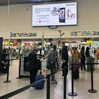 Precio de los tiquetes aéreos en Colombia podría bajar: esto se propone