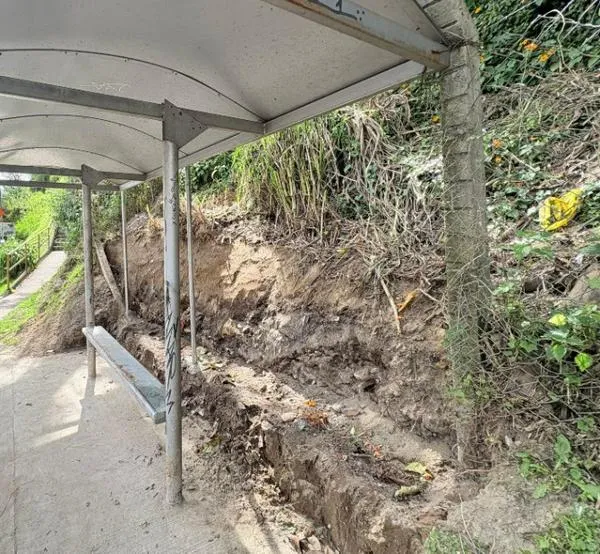 Avance en el barrio Fátima de Manizales: inician trabajos para recuperar el paradero afectado por el derrumbe