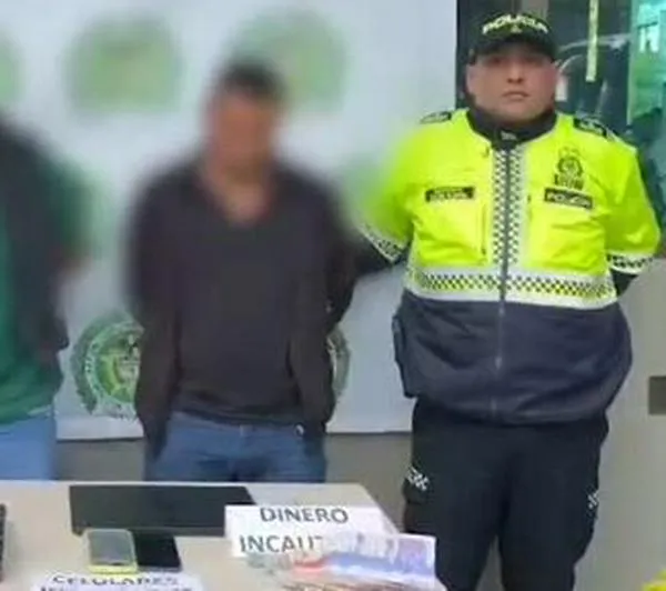 Policía sorprendió a dos sujetos transportando cinco kilos de cocaína en Suba