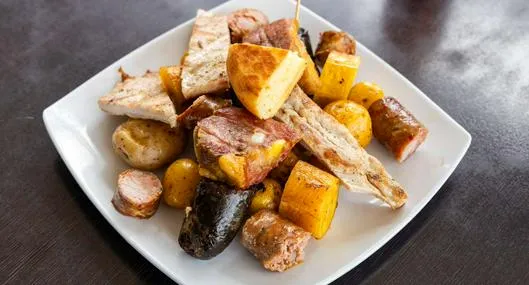 Foto de fritanga, en nota de cómo es el pueblo con la mejor fritanga de Colombia, cerca de Bogotá, y turismo