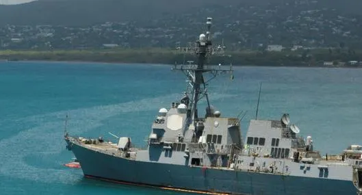 Venezuela denuncia que un buque de guerra de EE. UU. abordó un barco pesquero en sus aguas