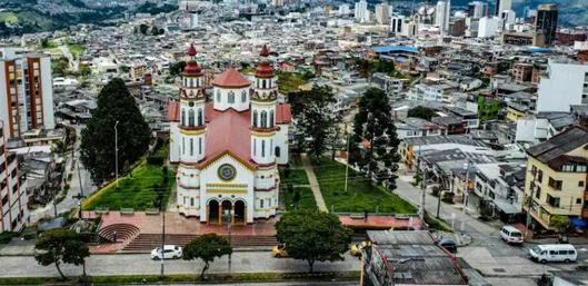 Manizales despierta el interés de una multinacional: reparte 8 millones de domicilios al mes en Colombia