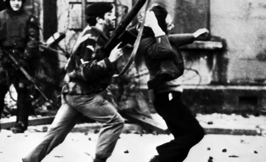 Irlanda del Norte: 50 años después del “Bloody Sunday”, el juicio histórico de un soldado británico