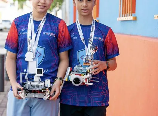 “La robótica es nuestra vida”: estudiantes vallenatos que representarán a Colombia en torneo continental de robótica