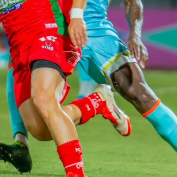 Mujer denunció a futbolista Yeiner Londoño, de Patriotas, por filtrar fotos