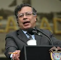 Gustavo Petro en polémica por decir que "los Brayan son hombres vampiros": video