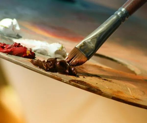 Sanar a través del arte: Un taller que ayuda a liberar emociones en Cali